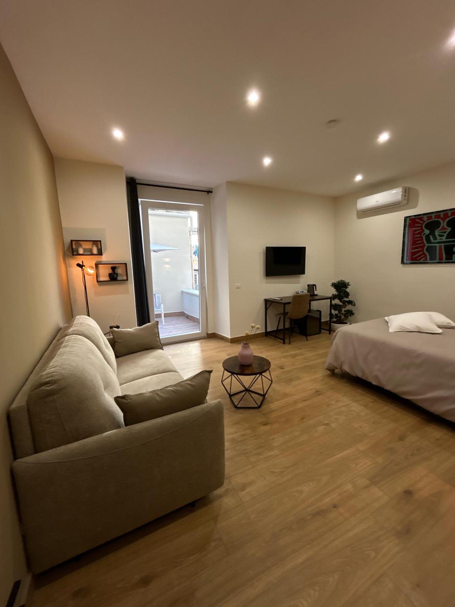 Somnia Luxury Rooms Naples Exterior photo