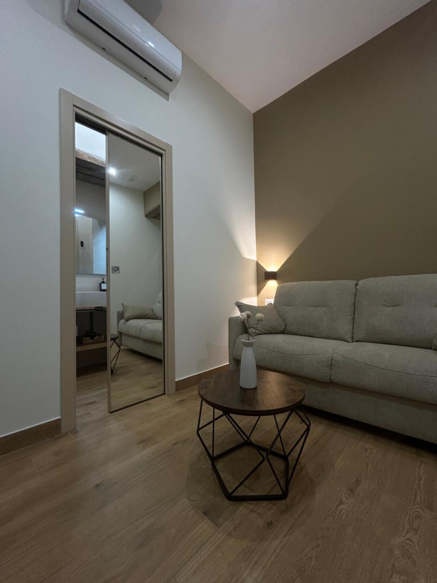 Somnia Luxury Rooms Naples Exterior photo